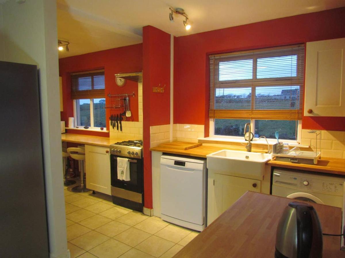 Half Door Cottage Дулин Экстерьер фото